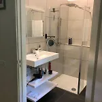 Westvleugel Luxe - 100 M2 - 5-8 Persons - Sauna - Whirlpools Apartment