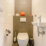 Westvleugel Luxe - 100 M2 - 5-8 Persons - Sauna - Whirlpools *