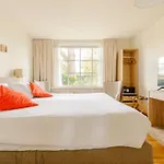 Apartment Westvleugel Luxe - 100 M2 - 5-8 Persons - Sauna - Whirlpools *