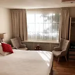 Westvleugel Luxe - 100 M2 - 5-8 Persons - Sauna - Whirlpools Apartment