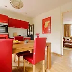 Westvleugel Luxe - 100 M2 - 5-8 Persons - Sauna - Whirlpools Apartment *