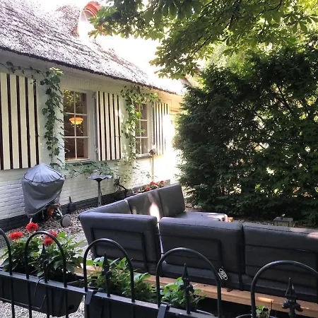 Apartment Westvleugel Luxe - 100 M2 - 5-8 Persons - Sauna - Whirlpools *