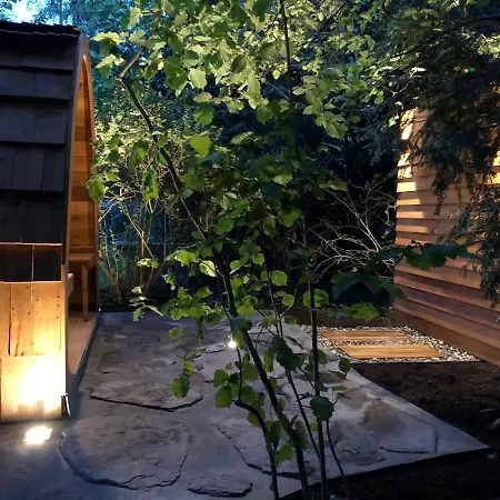 Westvleugel Luxe - 100 M2 - 5-8 Persons - Sauna - Whirlpools * Oss